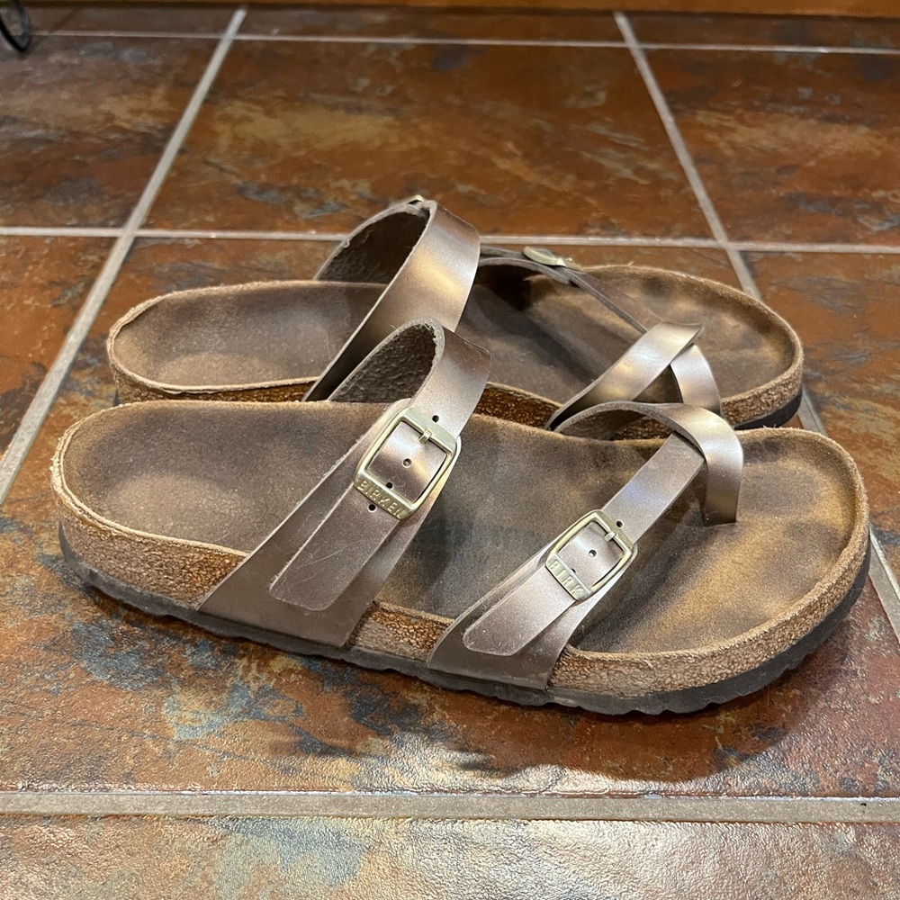 Birkenstock Mayari metallic sandals